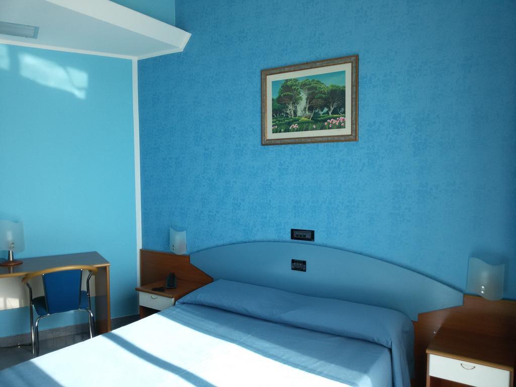 Hotel Ristorante Miramare Marina di Gioiosa Ionica Δωμάτιο φωτογραφία