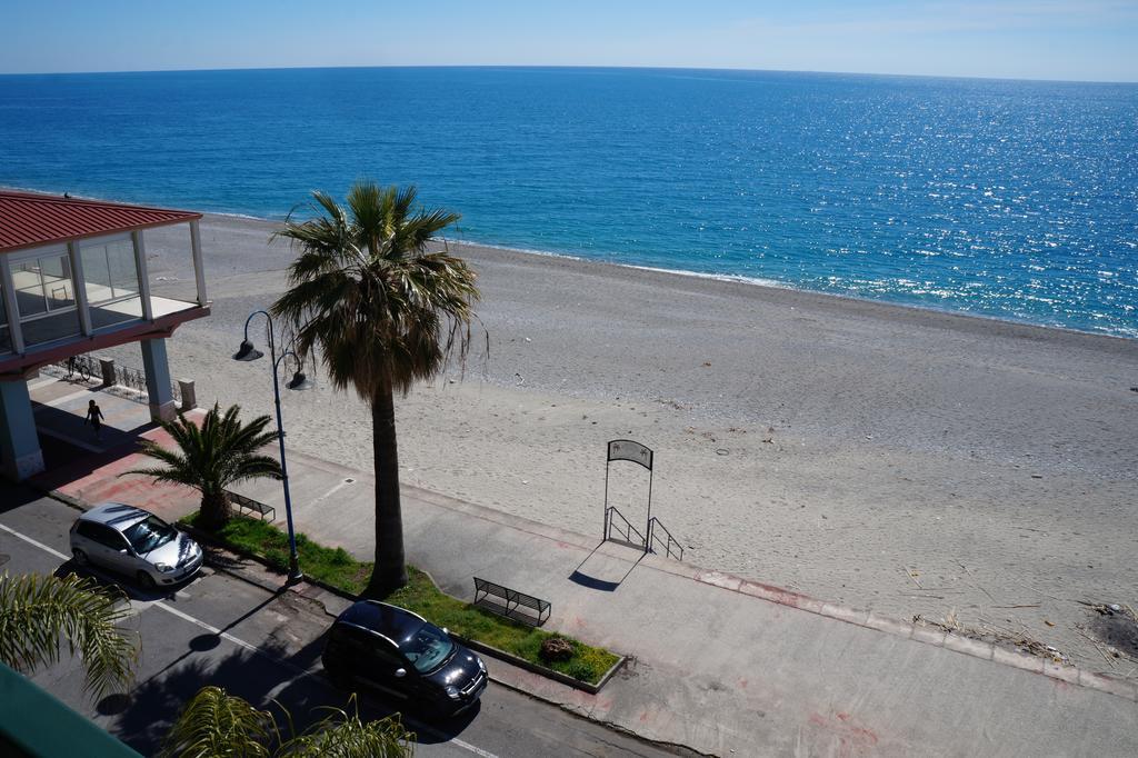 Hotel Ristorante Miramare Marina di Gioiosa Ionica Εξωτερικό φωτογραφία